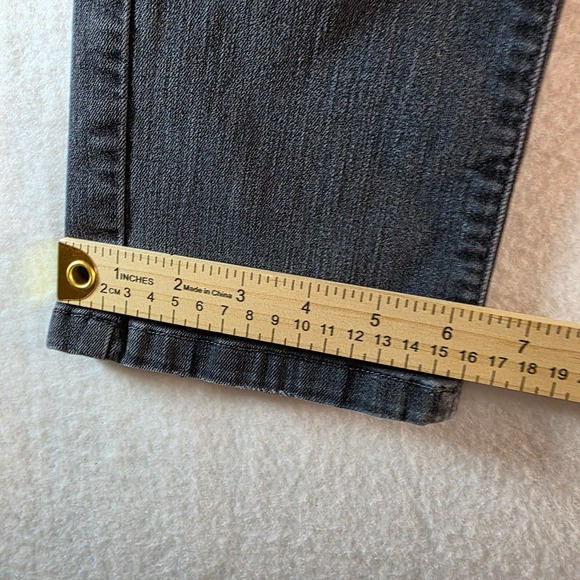 L.L.Bean Women's Classic Fit Jeans 10MT Tall Black Stretch Straight Leg Denim - Picture 10 of 11